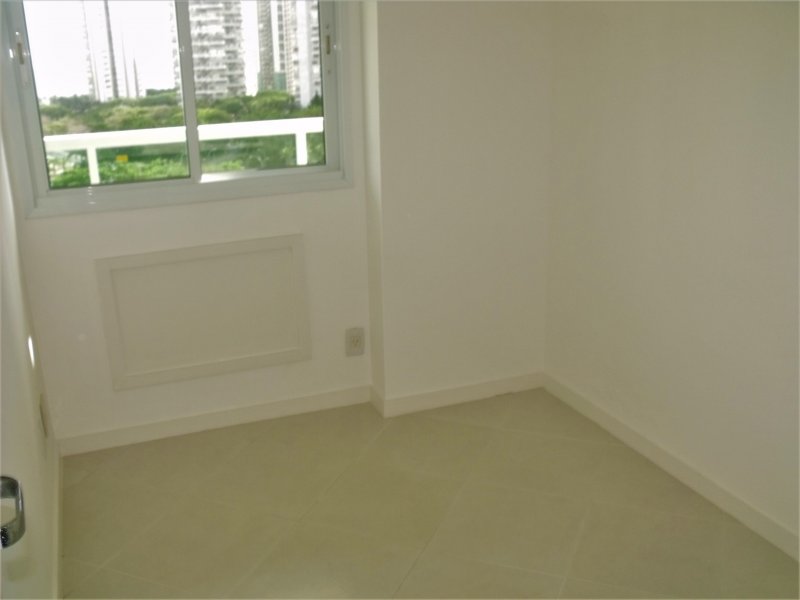 Apartamento à venda Barra da Tijuca com 64m² e 2 quartos por R$ 750.000 - 410566138-dscf2663.jpg