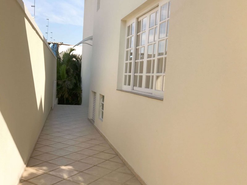 Casa à venda Vila Lageado com 180m² e 3 quartos por R$ 850.000 - 1095317129-casa-jaguare-lateral.jpg