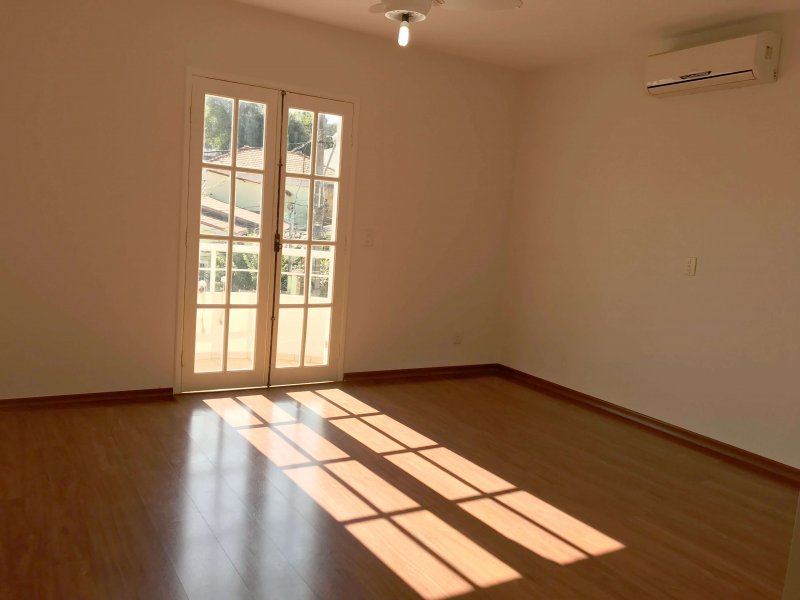 Casa à venda Vila Lageado com 180m² e 3 quartos por R$ 850.000 - 151793587-casa-jaguare-quarto1b.jpg