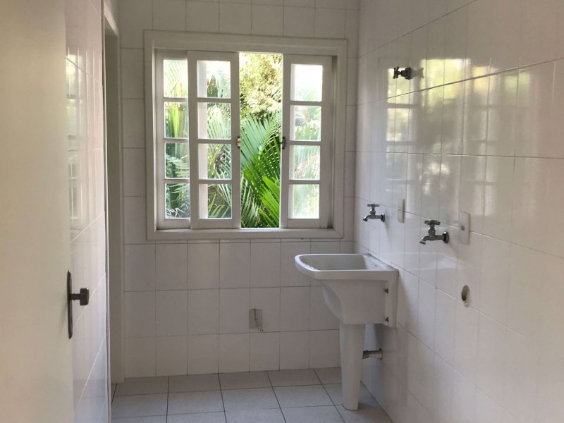 Casa à venda Vila Lageado com 180m² e 3 quartos por R$ 850.000 - 152230943-casa-jaguare-servico.jpg