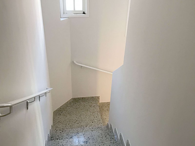 Casa à venda Vila Lageado com 180m² e 3 quartos por R$ 850.000 - 1561007347-casa-jaguare-escada.jpg