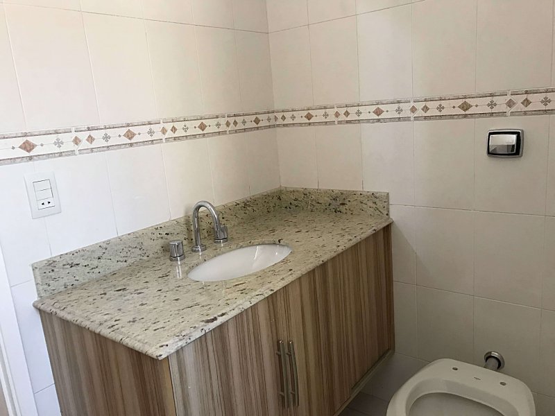 Casa à venda Vila Lageado com 180m² e 3 quartos por R$ 850.000 - 333272491-casa-jaguare-banheiro-2a.jpg