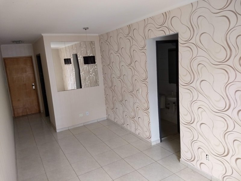 Apartamento à venda Vila Galvão com 64m² e 2 quartos por R$ 235.000 - 1500629795-img-20180929-113147509-burst000-cover-top.jpg