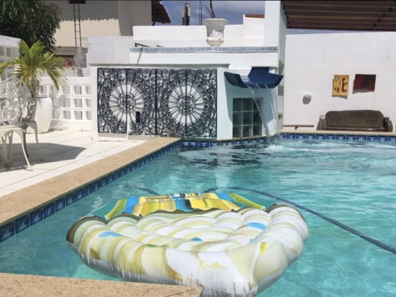 Casa para alugar Jaguaribe com 1160m² e 5 quartos por R$ 7.000 - 1540367514-a1507455-d819-4aea-9626-73e4b53add93.jpeg