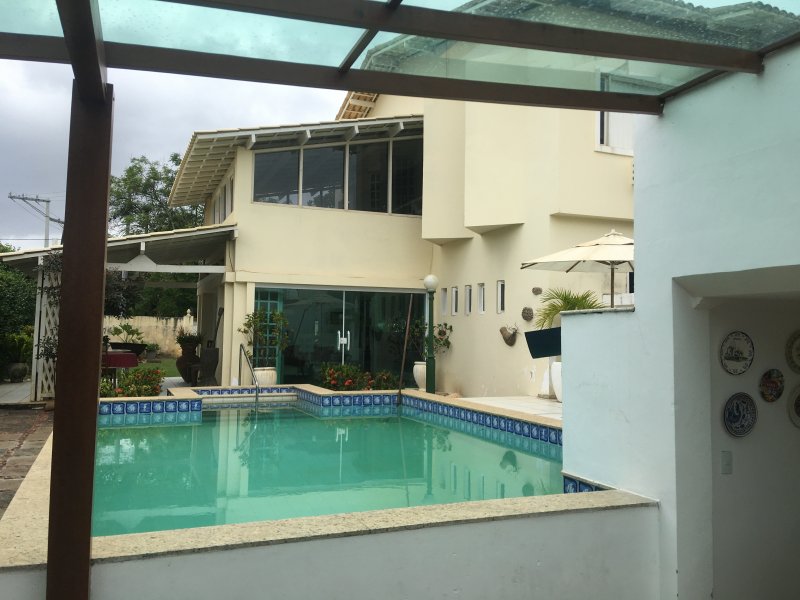 Casa para alugar Jaguaribe com 1160m² e 5 quartos por R$ 7.000 - 1736792741-45595659-4c5f-4dc4-b07b-4c0a7156ea4b.jpeg