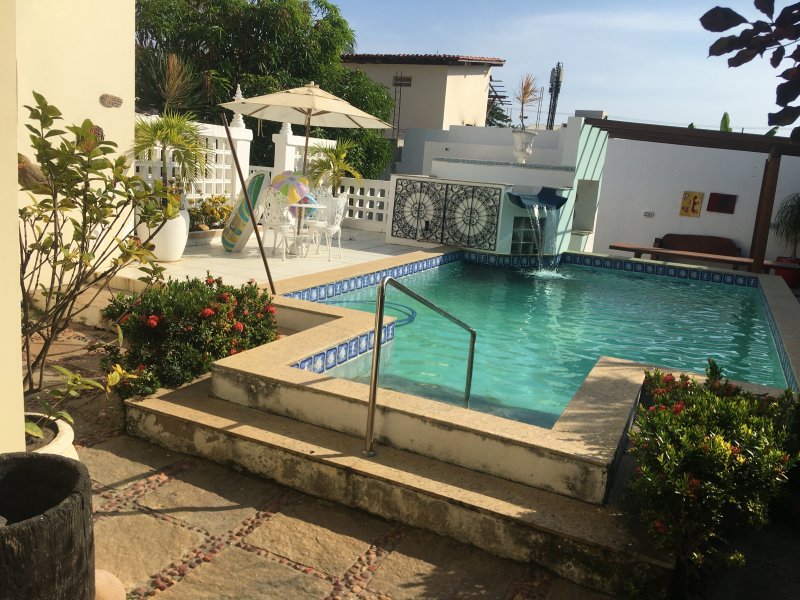 Casa para alugar Jaguaribe com 1160m² e 5 quartos por R$ 7.000 - 314756781-3ca7df44-46f5-4ae2-8724-5ae4bed260f4.jpeg