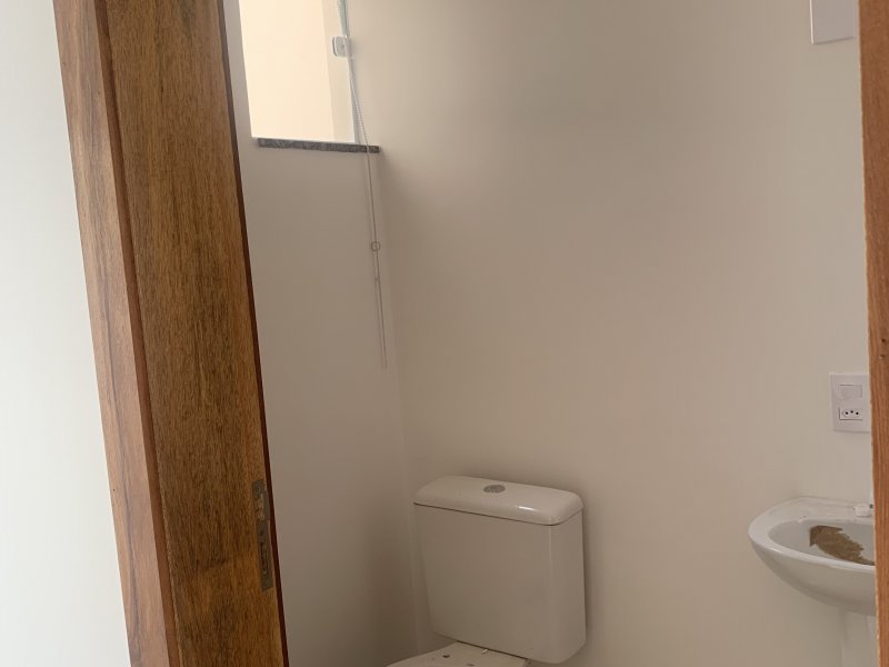 Casa à venda Centro com 65m² e 2 quartos por R$ 175.000 - 1925641315-lavabo.JPG