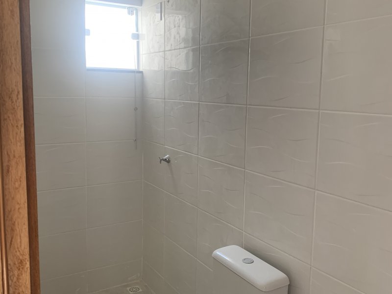 Casa à venda Centro com 65m² e 2 quartos por R$ 175.000 - 269291635-banheiro-2-andar.JPG