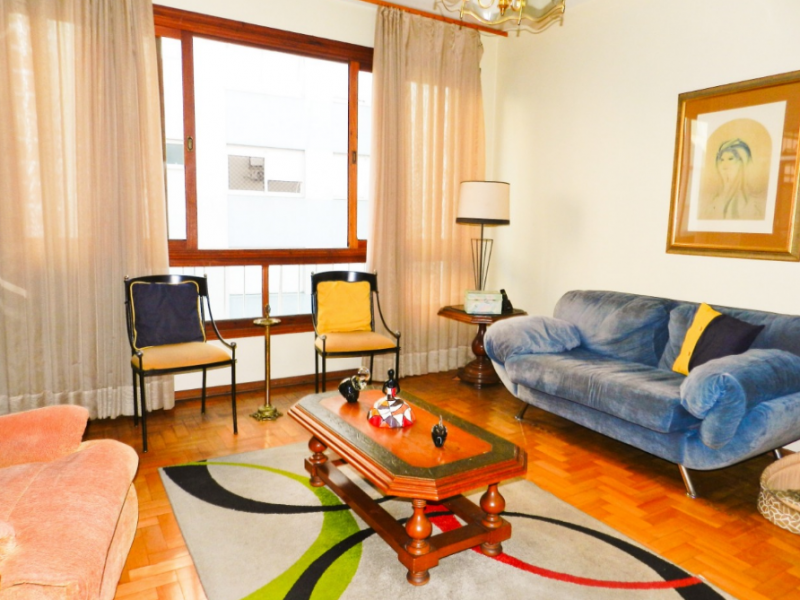 Apartamento à venda Moinhos de Vento com 110m² e 3 quartos por R$ 630.000 - 567051401-sala1.png