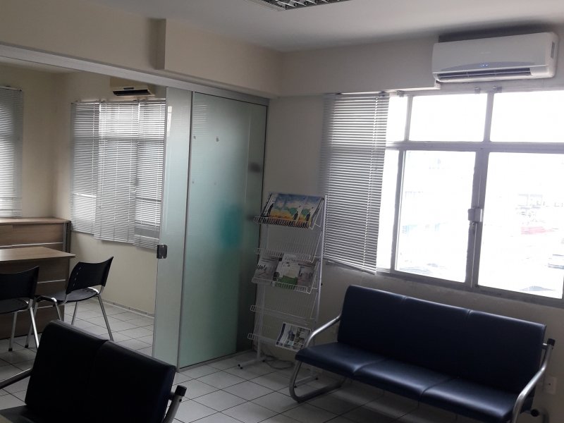 Comercial à venda Campinas com 150m² e  quartos por R$ 4.000 - 619433342-20191031-134944.jpg