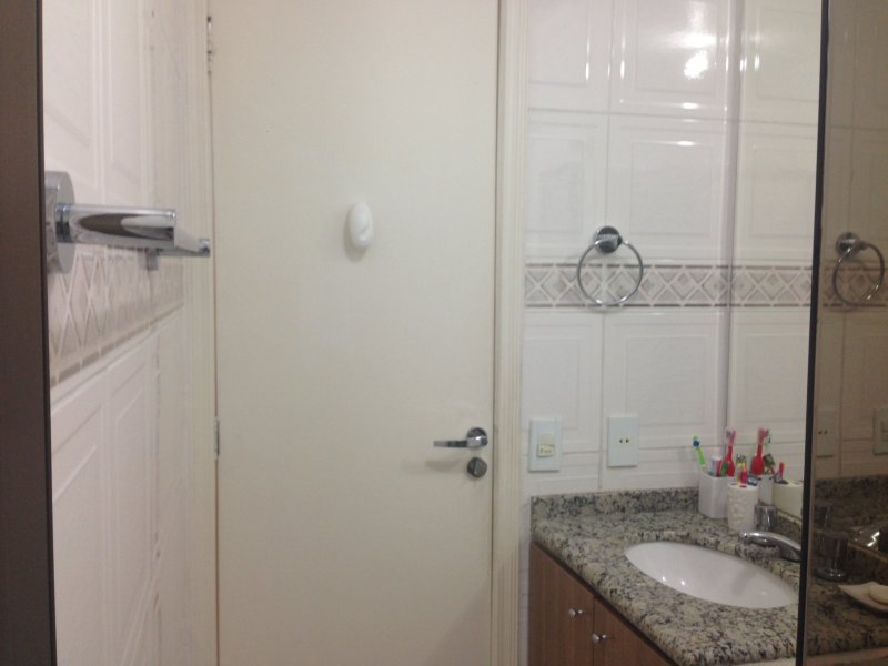 Apartamento à venda Jardim Ampliação com 75m² e 3 quartos por R$ 360.000 - 1407846602-banheiro-1-2.JPG