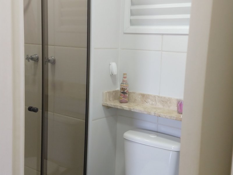 Apartamento à venda Km 18 com 53m² e 2 quartos por R$ 370.000 - 260165841-banheiro1.jpg
