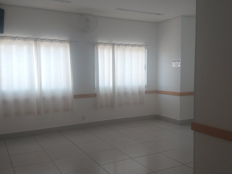 Apartamento à venda Km 18 com 53m² e 2 quartos por R$ 370.000 - 276679330-salaofestas1.jpg