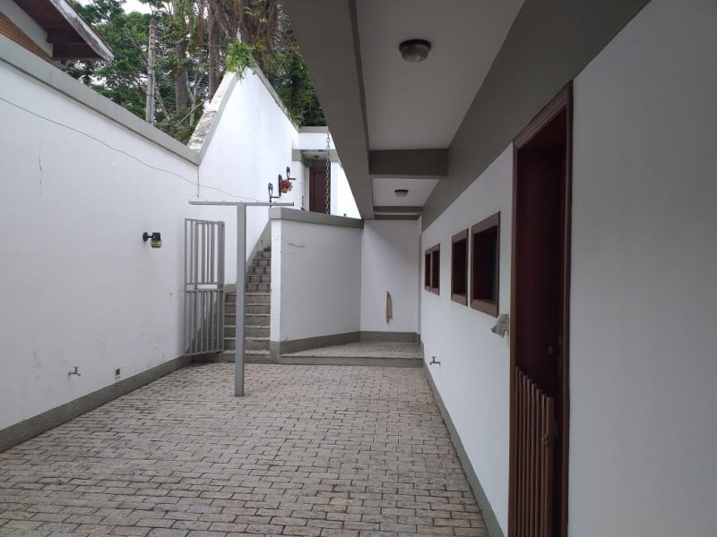 Casa à venda Vila Gardenia com 832m² e 5 quartos por R$ 4.900.000 - 1546895431-img-20191021-wa0059.jpg