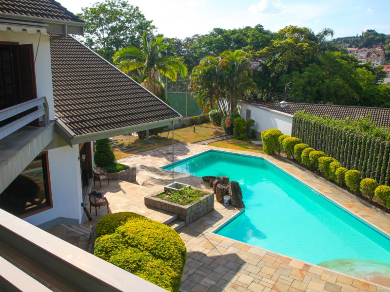 Casa à venda Vila Gardenia com 832m² e 5 quartos por R$ 4.900.000 - piscina-2.jpg