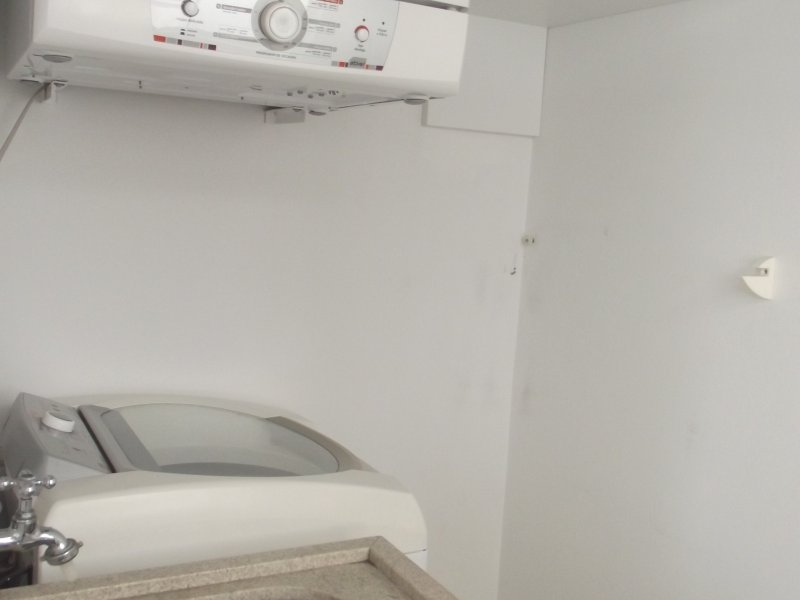 Apartamento à venda Ingleses Norte com 68m² e 2 quartos por R$ 149.990 - 918562598-area-de-servico.JPG