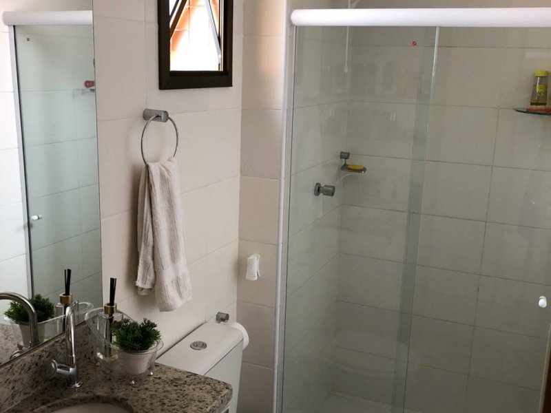 Apartamento à venda Armação com 72m² e 3 quartos por R$ 480.000 - 2140213879-banheiro-suite.jpeg