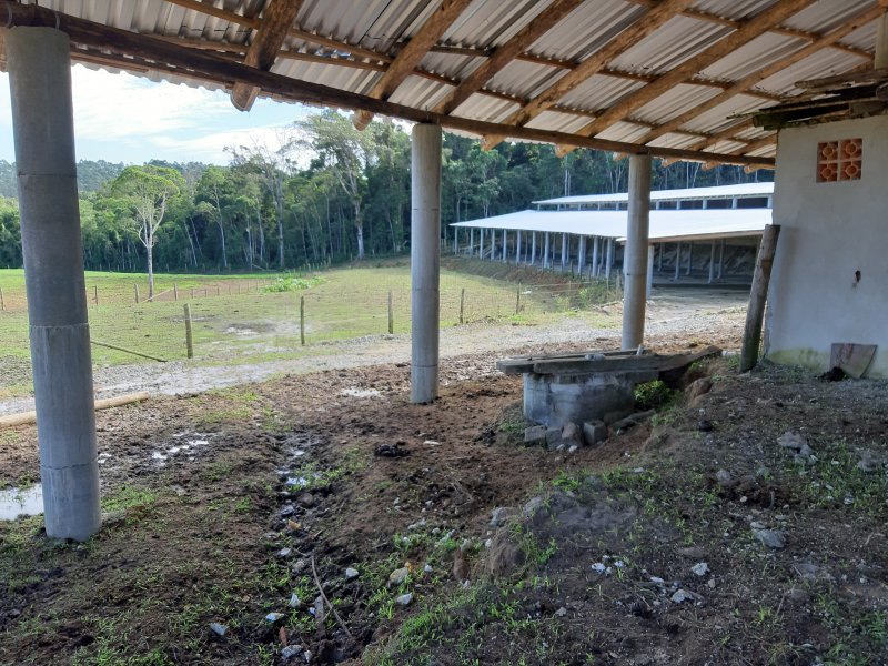 imóvel com 1000000m² - Centro - Itapoá