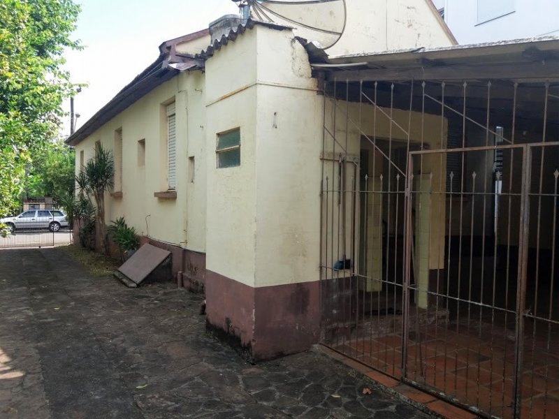 Casa à venda Centro com 1390m² e 5 quartos por R$ 320.000 - 1467419835-20190306-144036.jpg