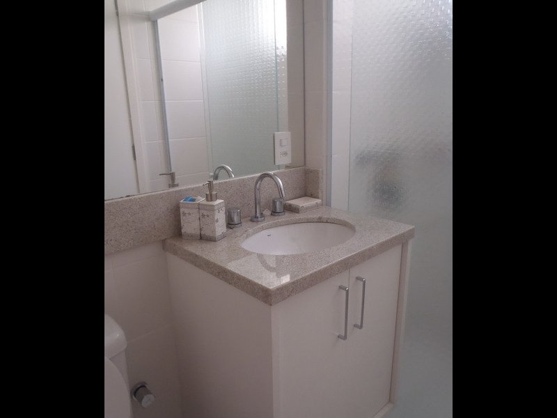 Apartamento à venda Itacorubi com 64m² e 2 quartos por R$ 600.000 - 2027322035-banheiro-r.jpg