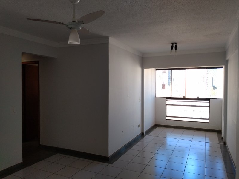 Apartamento à venda Setor Bueno com 79m² e 3 quartos por R$ 320.000 - 628100617-img-20190519-112120799.jpg