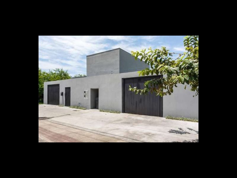 Casa à venda Porto da Lagoa com 206m² e 2 quartos por R$ 950.000 - 1639460615-6b5f621c2cc57ebf3f61eb2e4af73fee.jpg