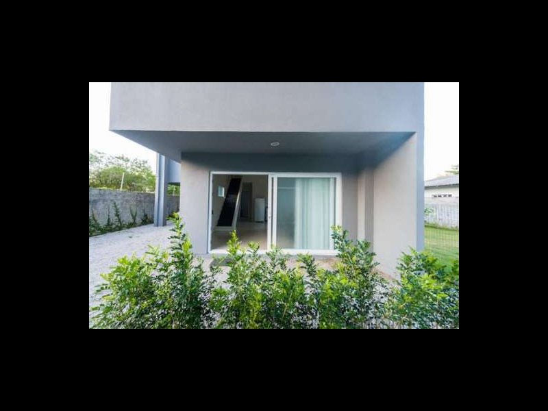 Casa à venda Porto da Lagoa com 206m² e 2 quartos por R$ 950.000 - 575379936-f3663e4691f4171a647881346e6ffe0d.jpg