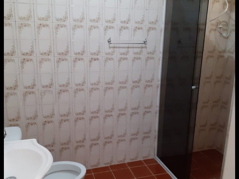 Casa à venda Perdizes com 196m² e 4 quartos por R$ 900.000 - 1464369122-banheiro-suite.jpg