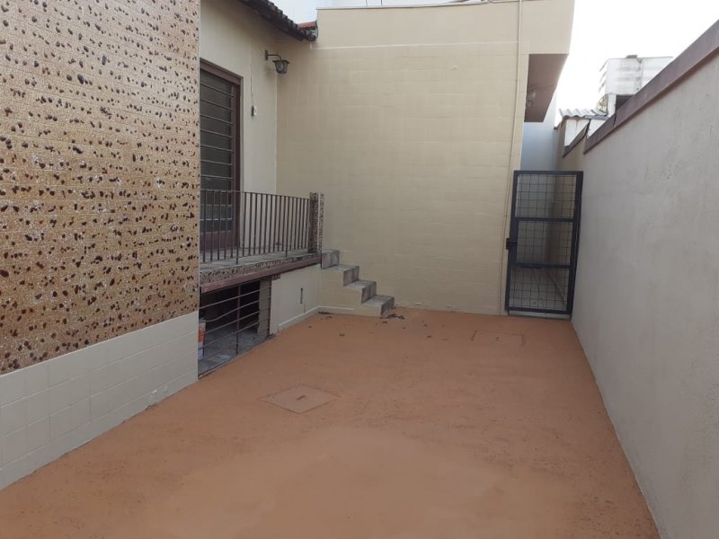 Casa à venda Perdizes com 196m² e 4 quartos por R$ 900.000 - 728619504-lateral-2.jpg
