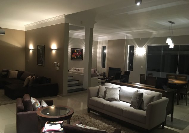 imóvel com 440m²