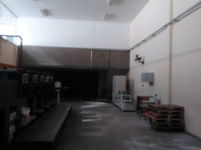Comercial para alugar Tatuapé com 386m² e  quartos por R$ 9.000 - 1271019959-img-20190608-wa0014.jpg