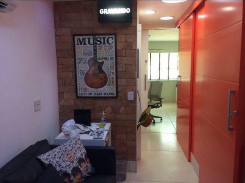 Comercial à venda Barra da Tijuca com 90m² e  quartos por R$ 580.000 - 1556954833-09febcf3-83a2-4727-bc1d-02f56e215aab.JPG