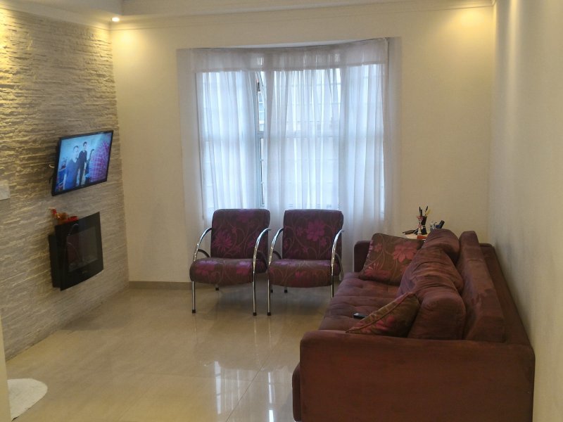 Casa de condomínio à venda Jardim Celia com 110m² e 3 quartos por R$ 480.000 - 1049662195-002.jpg
