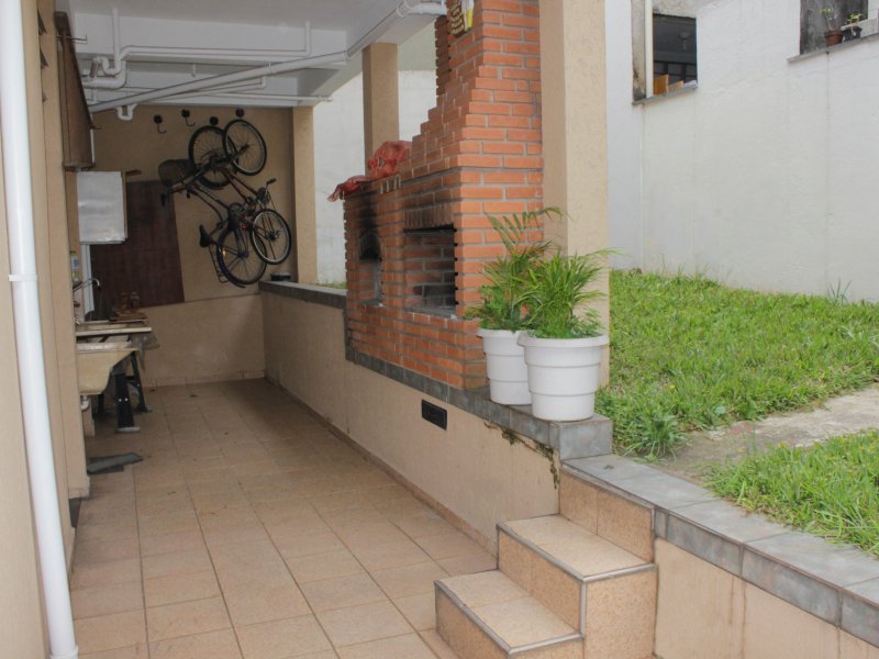Casa à venda Jardim São Judas Tadeu com 209m² e 3 quartos por R$ 800.000 - 1360741575-7.jpg