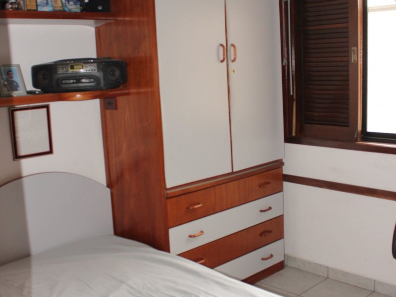 Casa à venda Jardim São Judas Tadeu com 209m² e 3 quartos por R$ 800.000 - 664762287-28.jpg