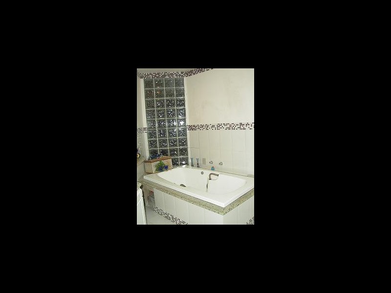 Casa à venda Itaipu com 300m² e 3 quartos por R$ 985.000 - 1759027296-banh.JPG