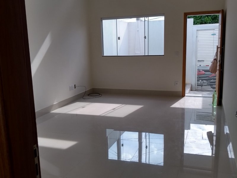 Casa à venda Jardim Ohara com 158m² e 3 quartos por R$ 380.000 - 742100745-img-20190111-165436223-hdr.jpg