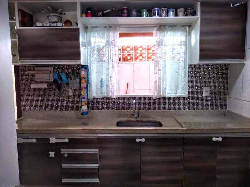 Casa de condomínio à venda Mariléa Chácara com 75m² e 2 quartos por R$ 240.000 - 2058192196-08.jpg