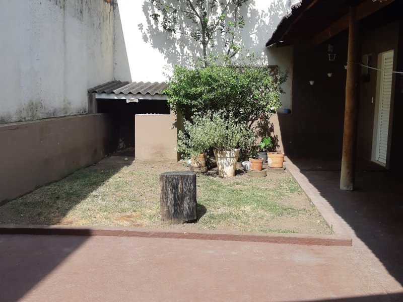 Casa à venda Res. Sao Francisco com 70m² e 2 quartos por R$ 450.000 - 659825458-img-20191103-wa0027.jpg