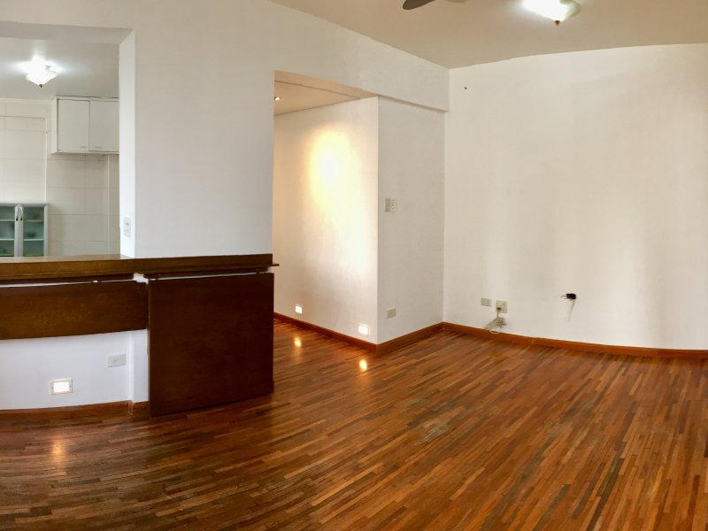Apartamento à venda Vila Nova Conceição com 120m² e 3 quartos por R$ 1.200.000 - 658974067-e541f033-476b-453b-8ad9-59afe2225a27.jpeg