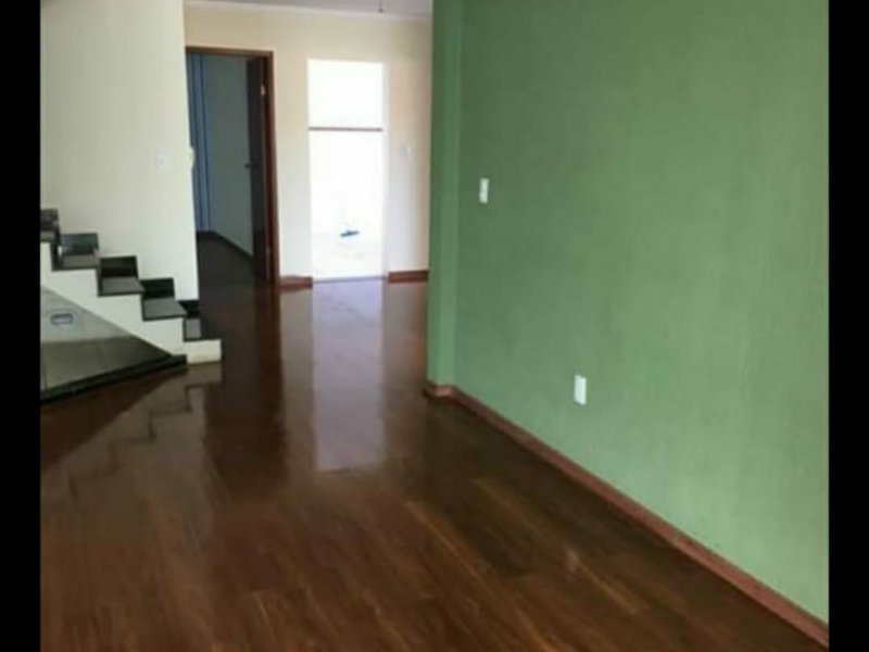 imóvel com 600m² - Arcadia Jk - Conselheiro Lafaiete