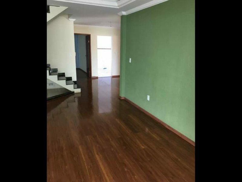 imóvel com 600m² - Arcadia Jk - Conselheiro Lafaiete