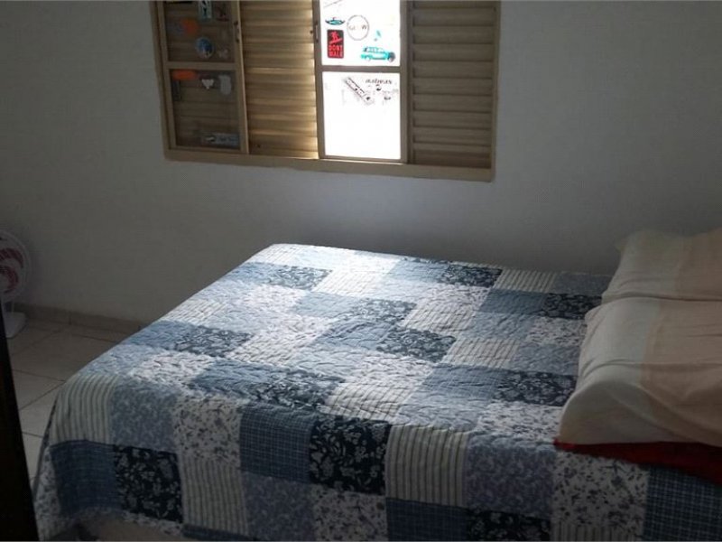 Casa à venda Vila Serralheiro com 90m² e 4 quartos por R$ 390.000 - 613186533-aa33c770-5659-4757-b37c-1d68eba5ba97.jpeg