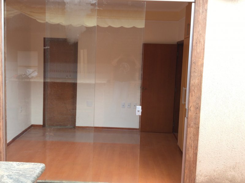 Casa à venda Planalto Verde com 179m² e 3 quartos por R$ 450.000 - 1019013542-7cbff6b7-64c2-4d72-8faf-72b5c82e621b.jpeg