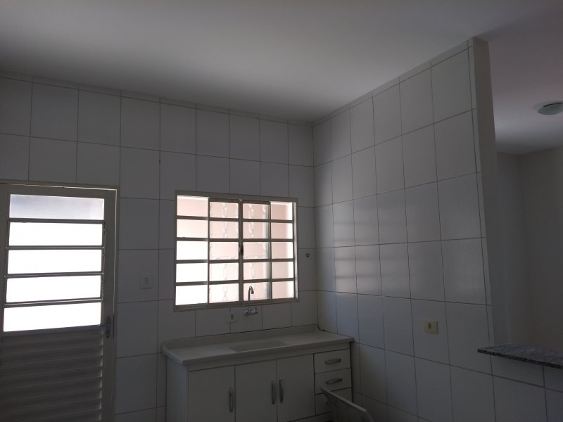 Casa à venda Jardim Santa Júlia com 140m² e 2 quartos por R$ 230.000 - 246147681-2018-03-15-11.jpg