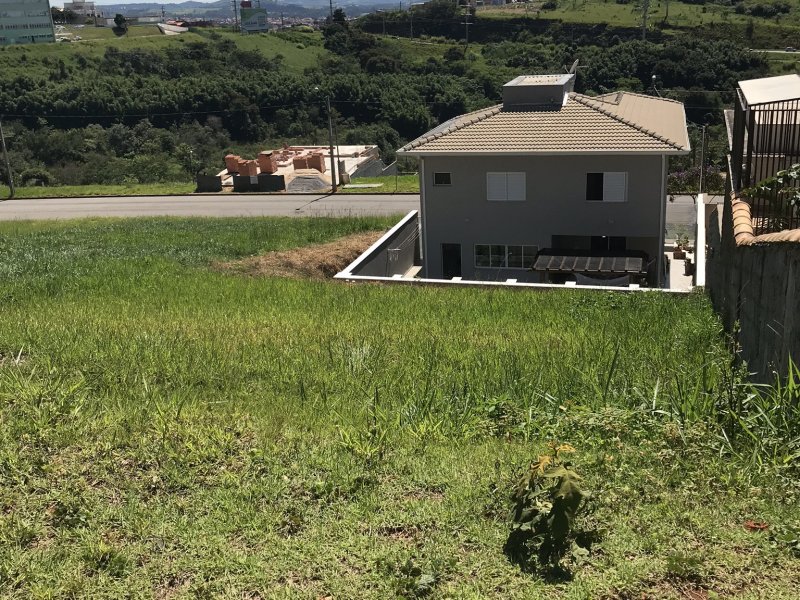 imóvel com 300m² - Jardim America - Bragança Paulista