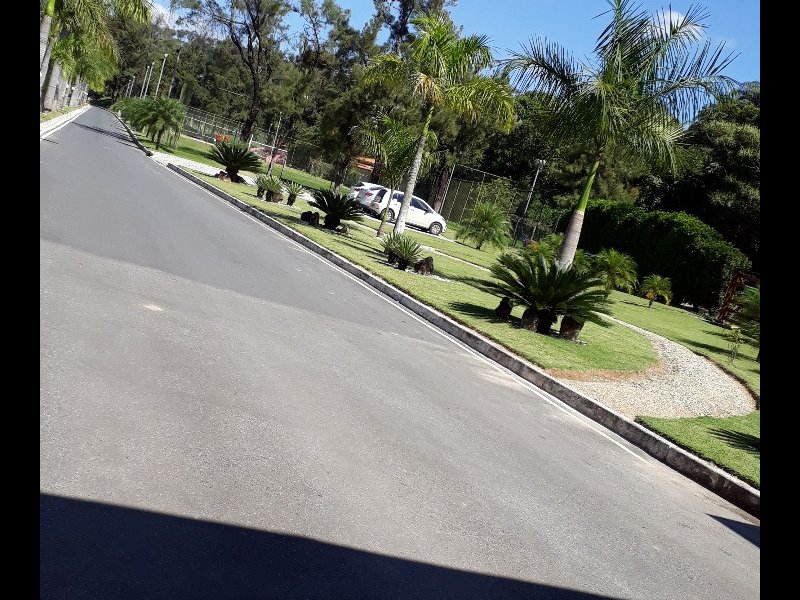 Terreno à venda Vila das Flores com 500m² e  quartos por R$ 180.000 - 953276281-visao-estacionamento-play-ground.jpg