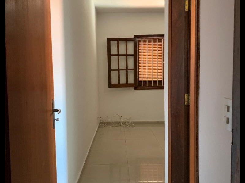 Casa à venda Vila Tiradentes com 240m² e 3 quartos por R$ 750.000 - 1041170313-64a326f4-d556-453b-8a9e-cbb49bd6e707.jpeg