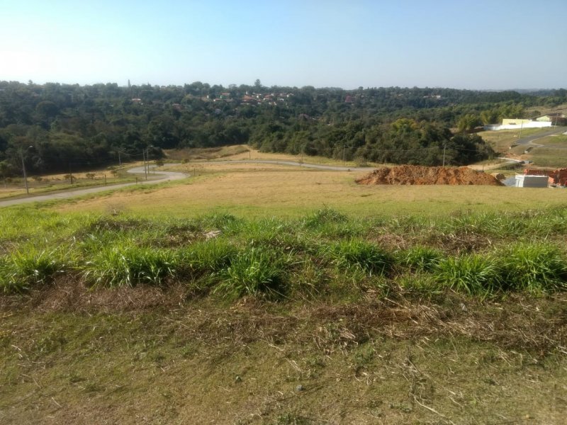 Apartamento à venda Village Araçoiaba com 800m² e 1 quarto por R$ 92.000 - 874085336-img-20200518-wa0034.jpg