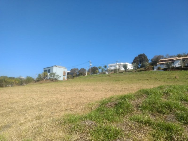 Apartamento à venda Village Araçoiaba com 800m² e 1 quarto por R$ 92.000 - img-20200518-wa0033.jpg